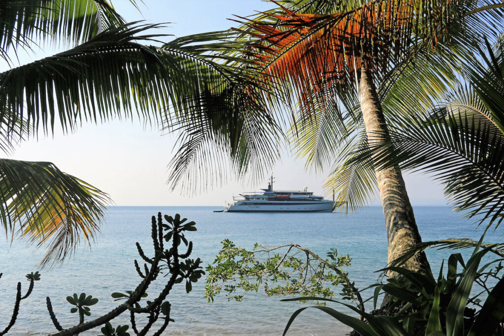 Cruiseschip-Variety Cruises-Variety Voyager-Schip (5)