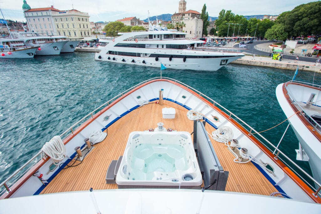 Cruiseschip-Katarina Line-Aquamarin-Deluxe-Cruises-Jacuzzi