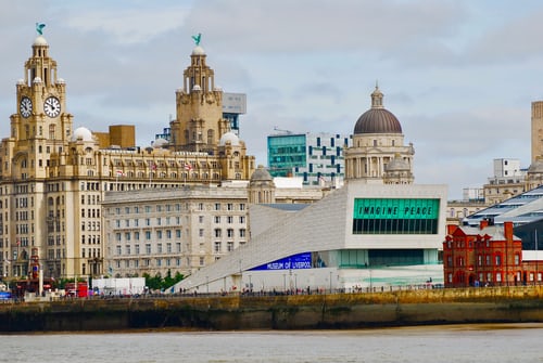 Verenigd-Koningkrijk-Liverpool-kade-gebouwen-architectuur