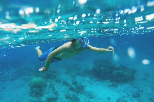 nieuw-caledonie-lifou-zee-snorkelen