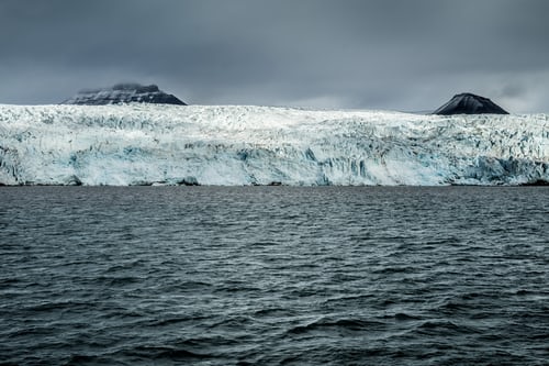 spitsbergen-magdalenafjord-gletsjer-zee-ijs