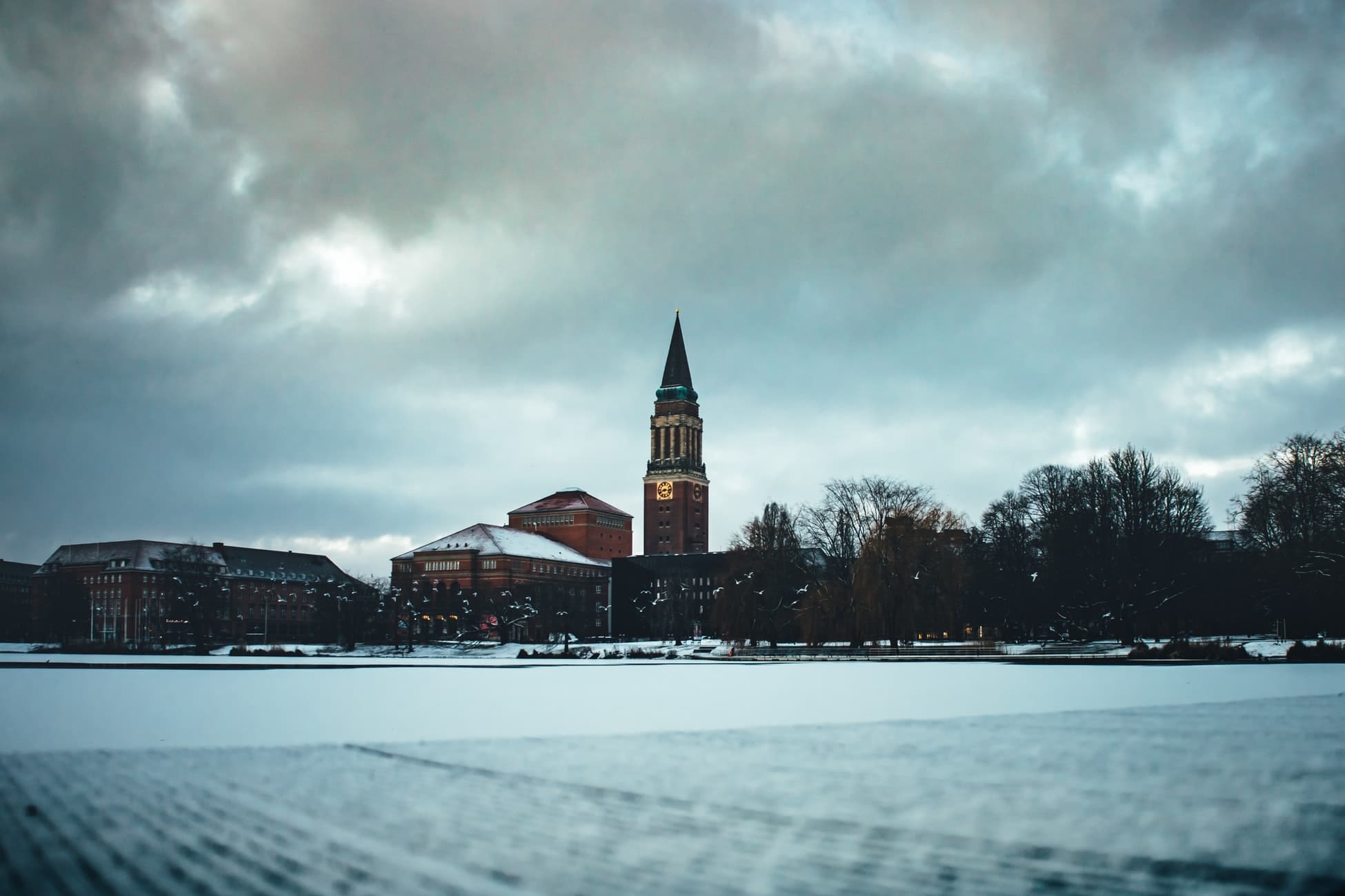 Duitsland-kiel-kerk-sneeuw