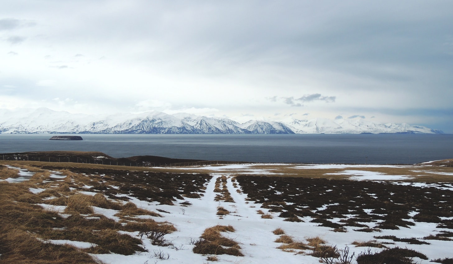 ijsland-isafjordur-bergen