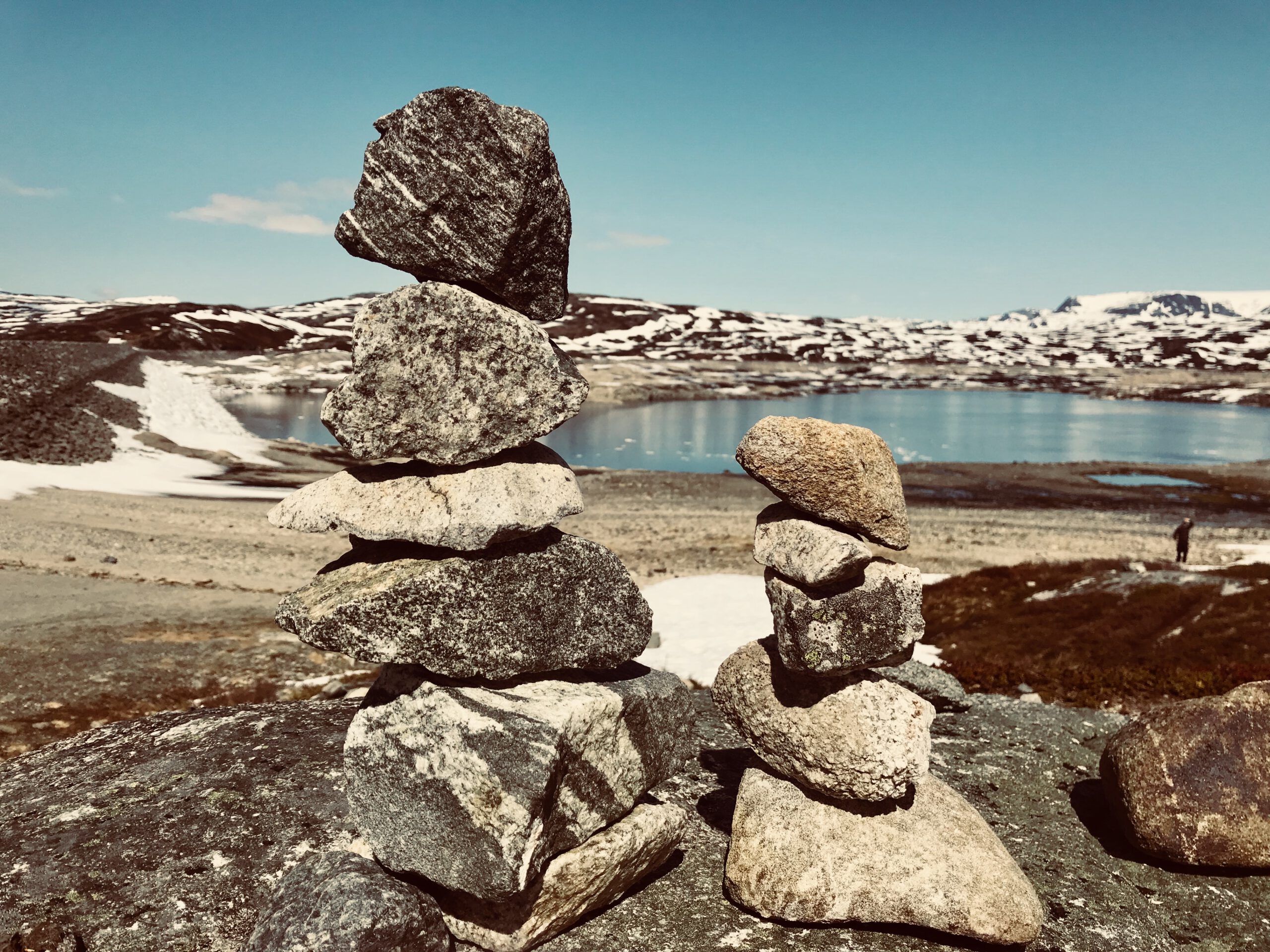 noorwegen-Eidfjord-kunst-natuur-stenen