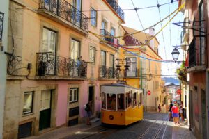 Portugal-Lissabon-Tram-Stad