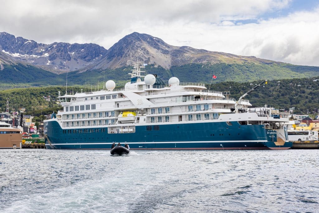 Swan-Hellenic-SH-Minerva-Ushuaia