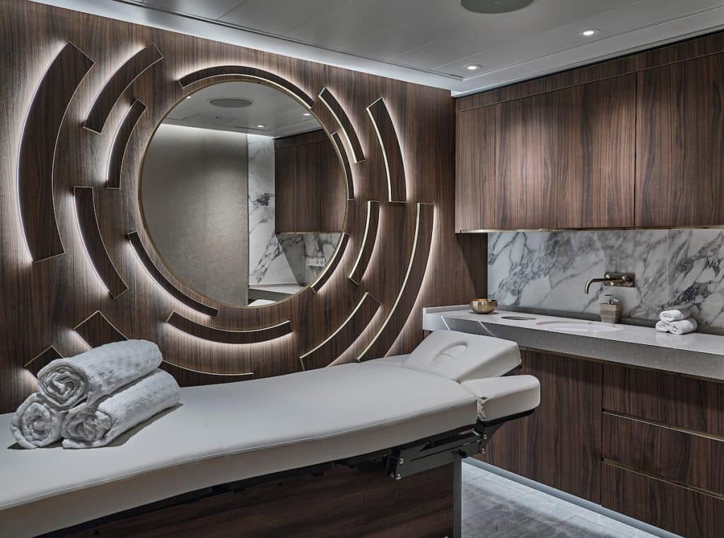 SilverEndeavour-Treatment-Room-Otium-Spa